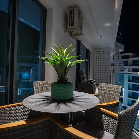 Apartment The 502 Mamaia